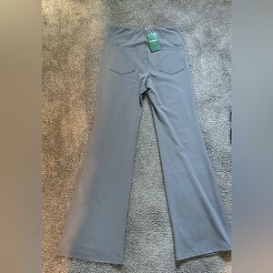 HALARA high waited slightly flare back pocket, work pants, silent storm, medium